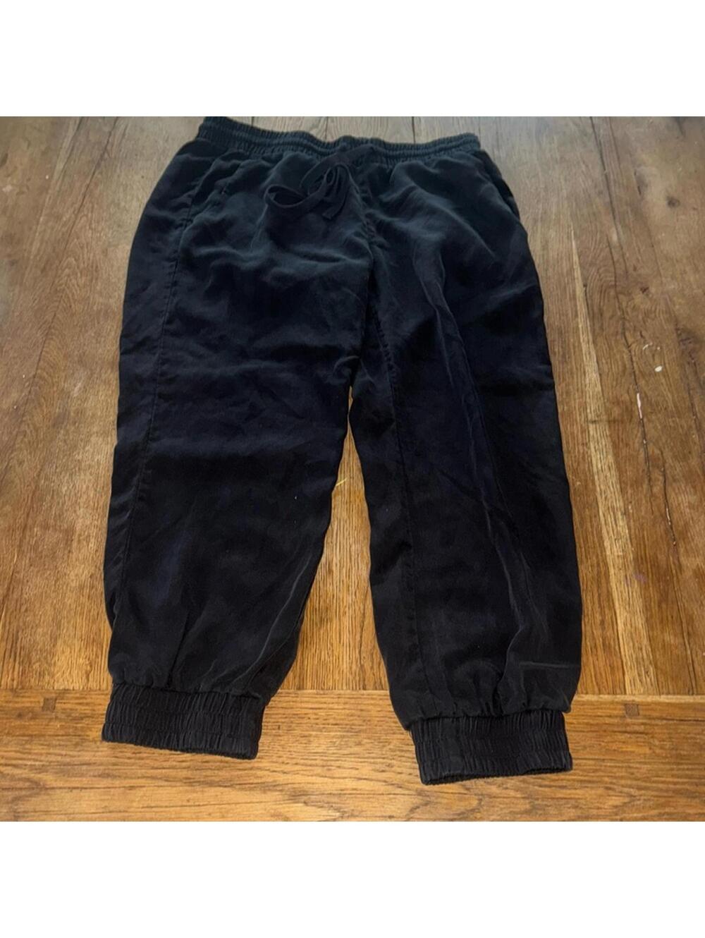 Cloth & Stone Joggers Size Small